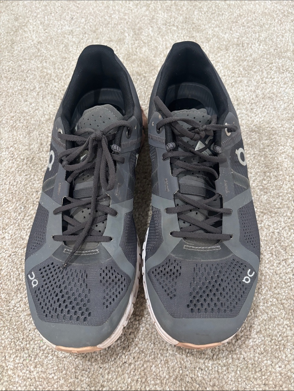 On Running Womens Athletic Shoes in Black and Gray